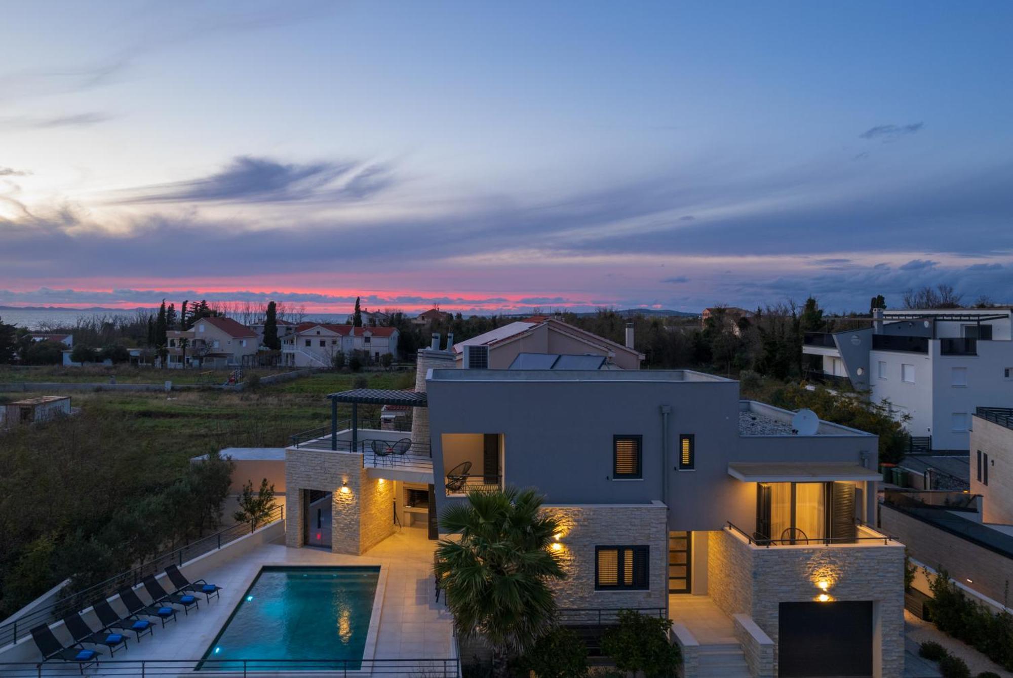 Villa Roca With Heated Pool And Sauna Privlaka  Exteriér fotografie